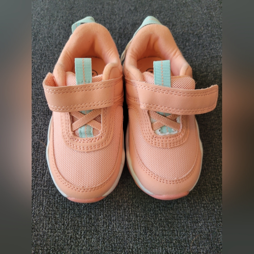 Cat & Jack Sneakers